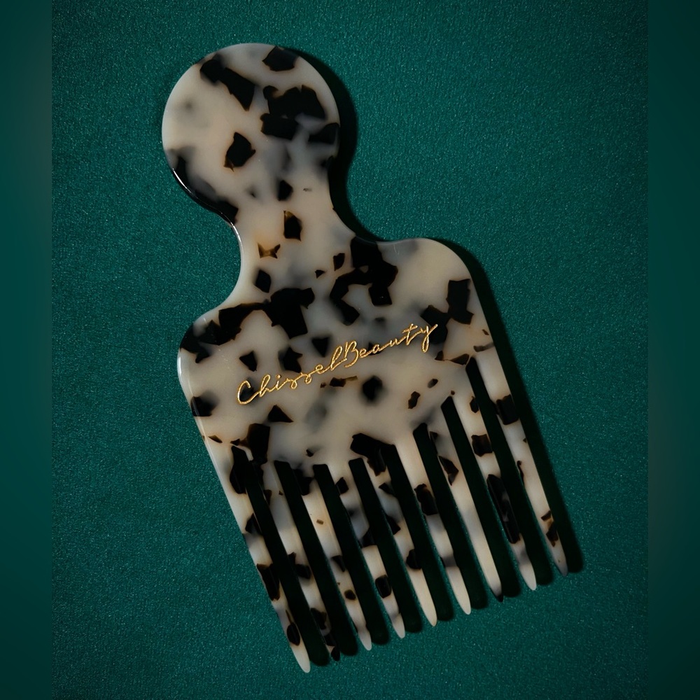 ⚠️💛Brand New Tortoise Hair Pick💛⚠️